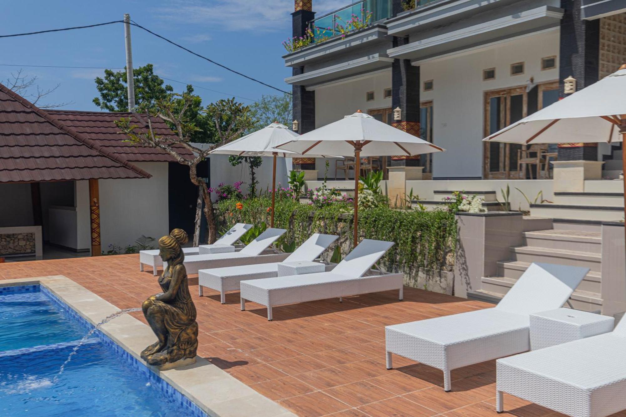 D'Arya Sea View Hotel Batununggul Eksteriør billede