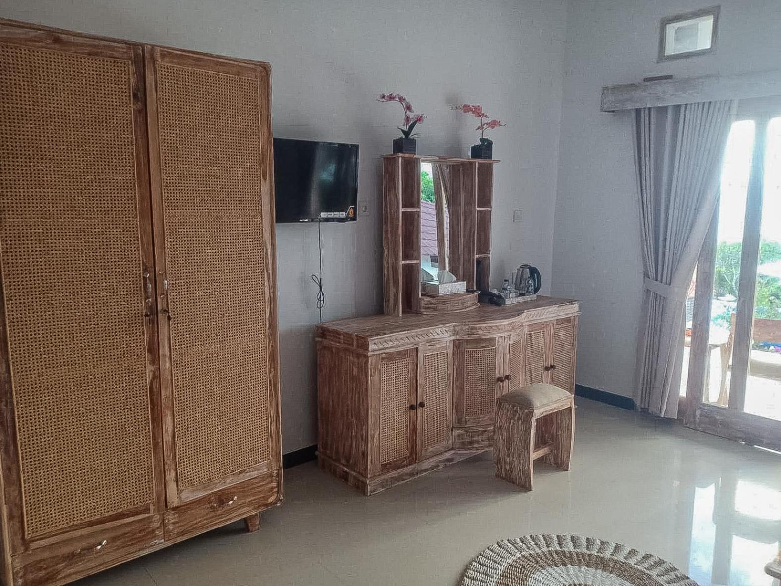 D'Arya Sea View Hotel Batununggul Eksteriør billede