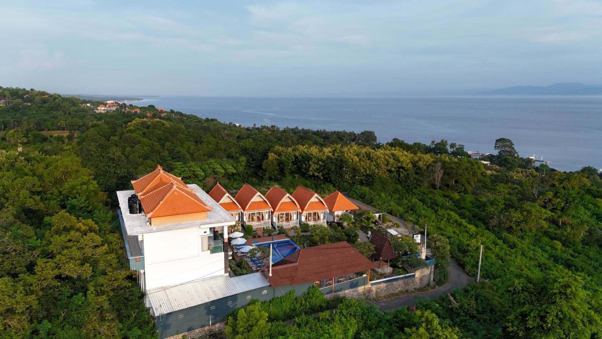 D'Arya Sea View Hotel Batununggul Eksteriør billede
